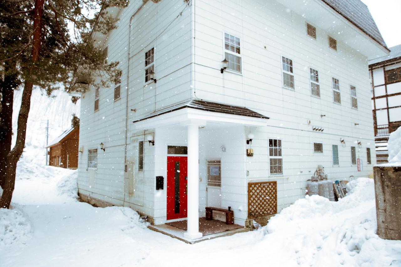 Red Door Lodge Hakuba Exterior foto