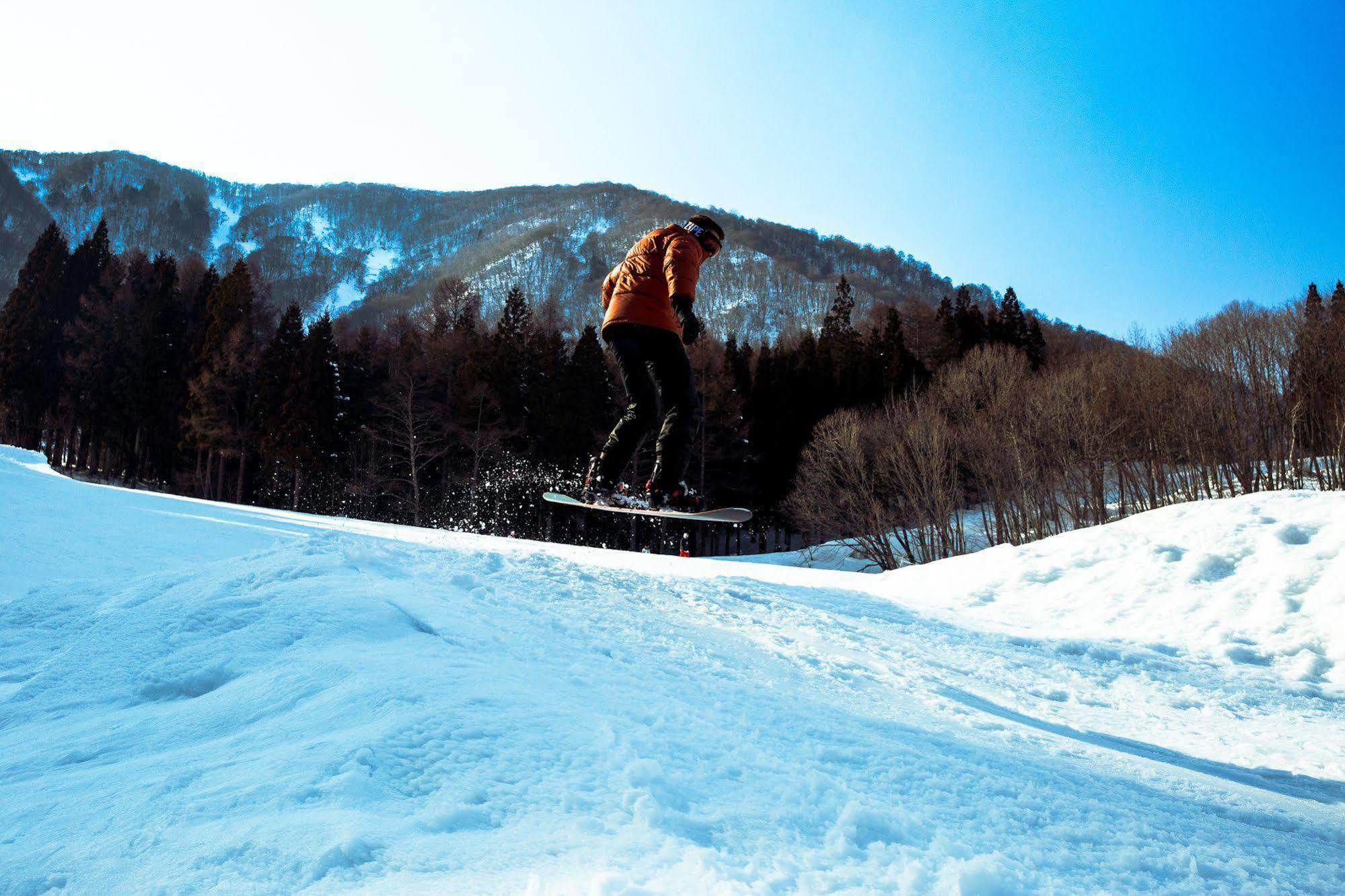 Red Door Lodge Hakuba Exterior foto